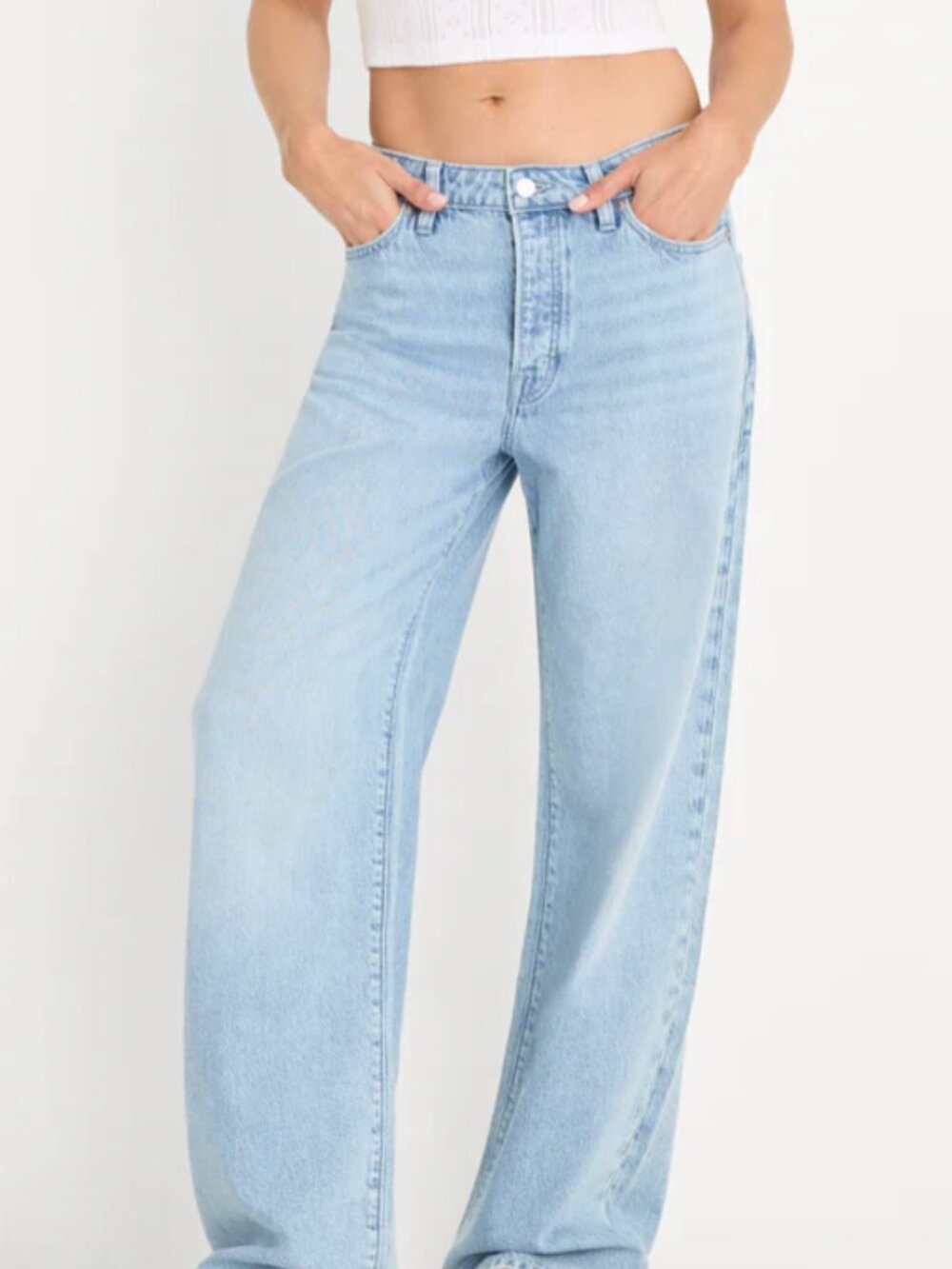Weightless Wide Jeans